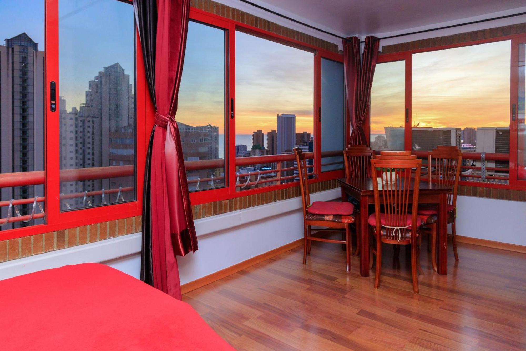 Appartement Sunshine Apartament à Benidorm Extérieur photo